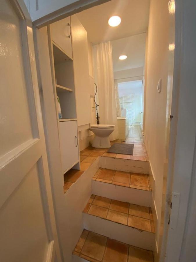 Apartman Ac With Free Parking At Acacia St, Center