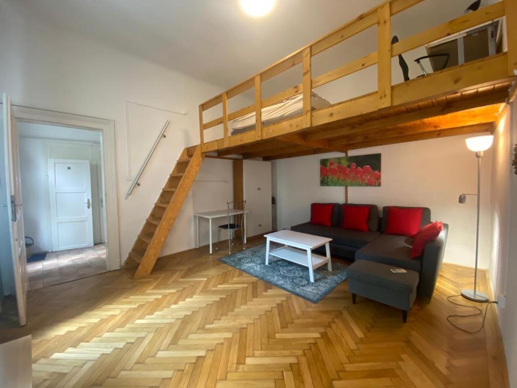 Appartement Ac With Free Parking At Acacia St, Center *