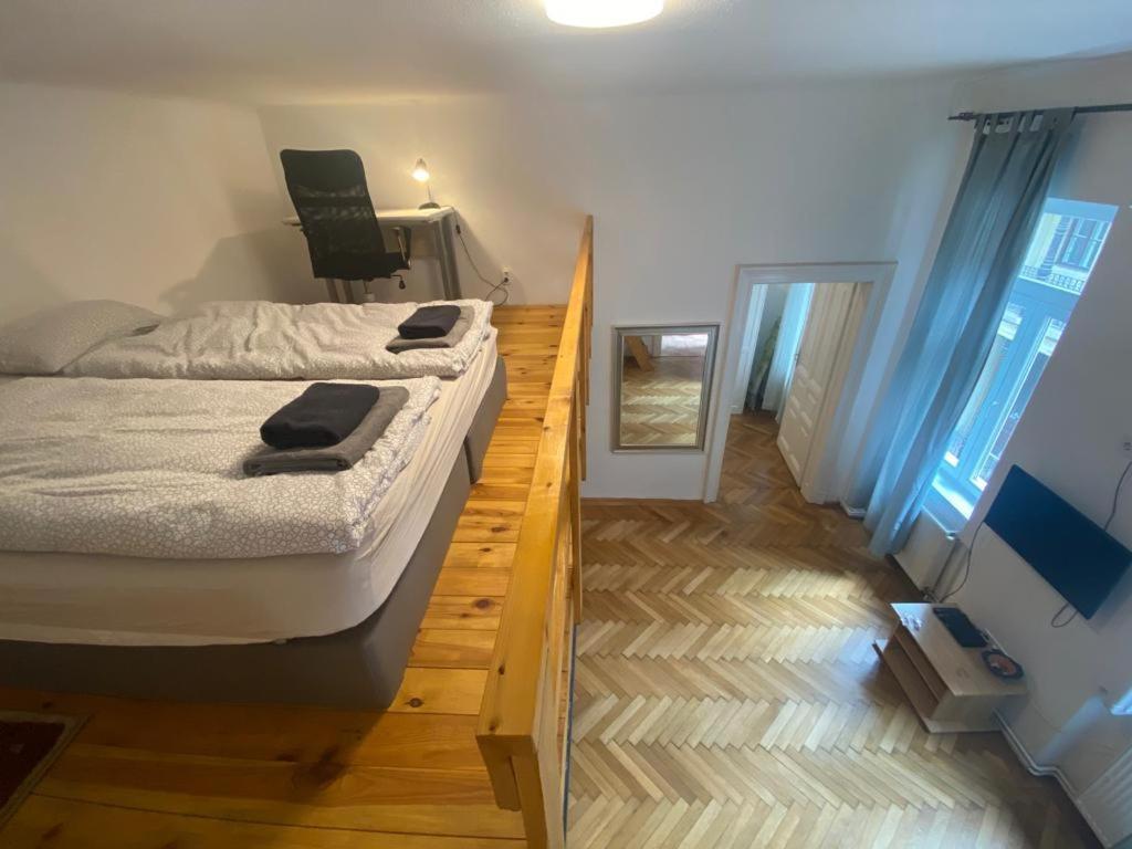 Appartement Ac With Free Parking At Acacia St, Center *