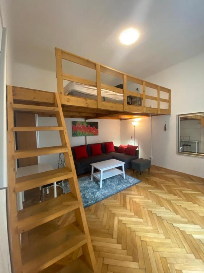 Ac With Free Parking At Acacia St, Center Appartement *