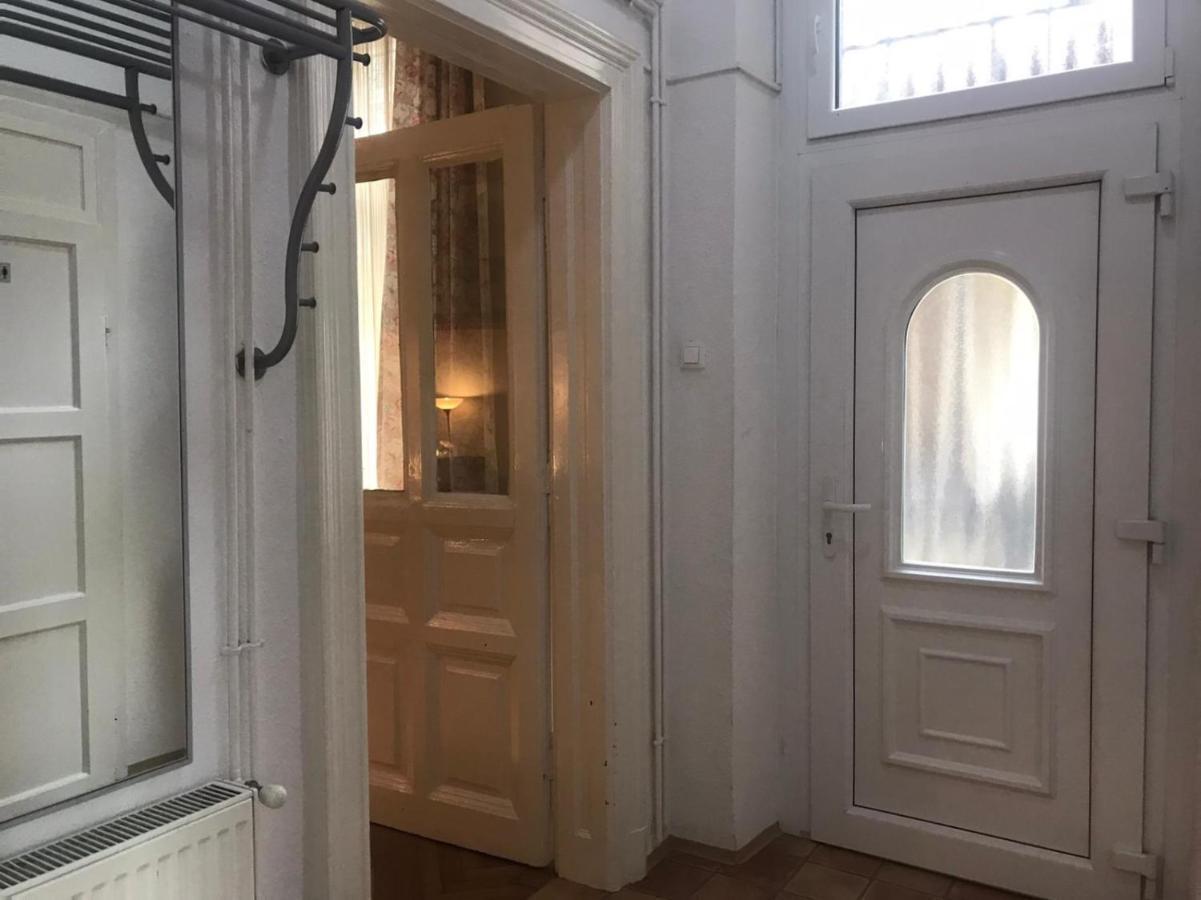 Appartement Ac With Free Parking At Acacia St, Center Budapest
