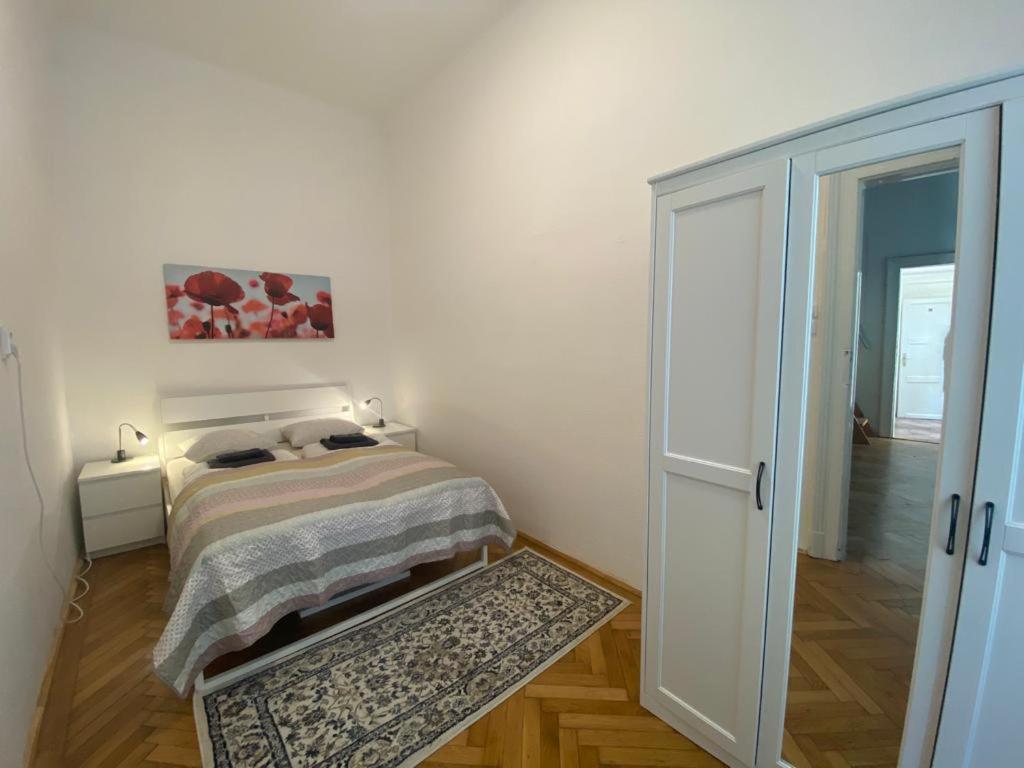 Ac With Free Parking At Acacia St, Center * Budapešť